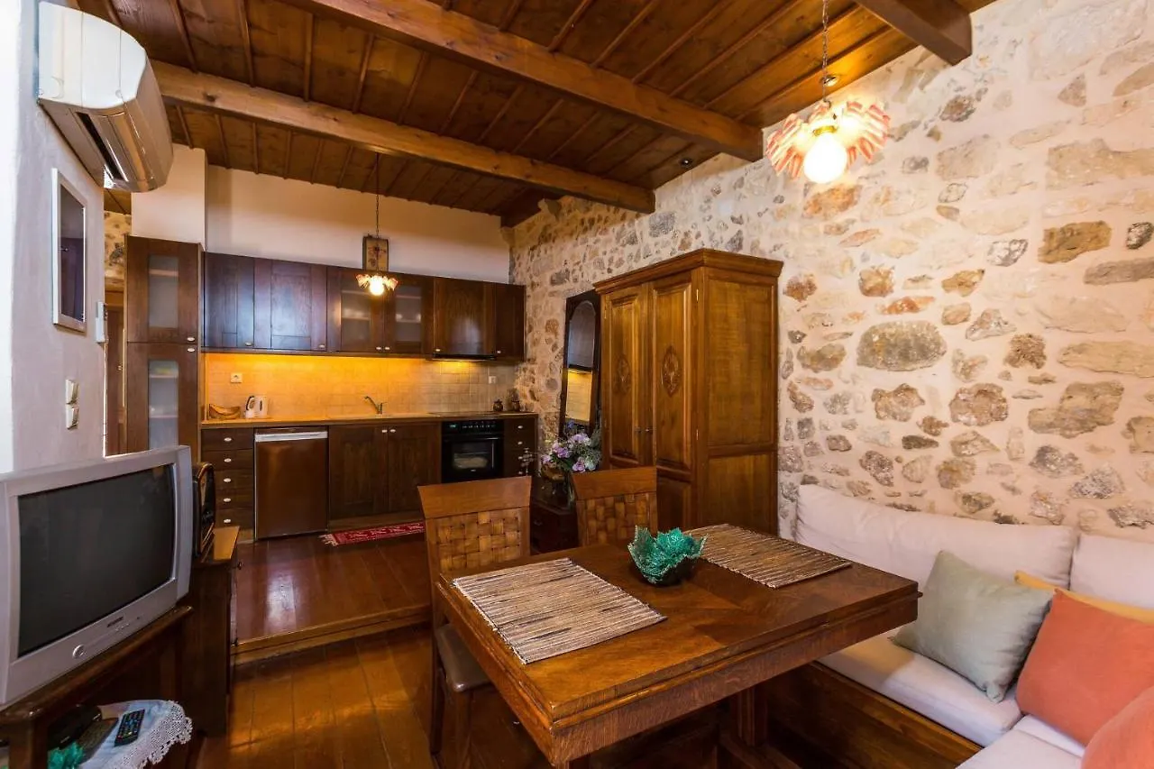 Venetian Rimondi Fountain Mansion Built In 1626 Apartment Rethymno  0*, Rethymno (Crete)