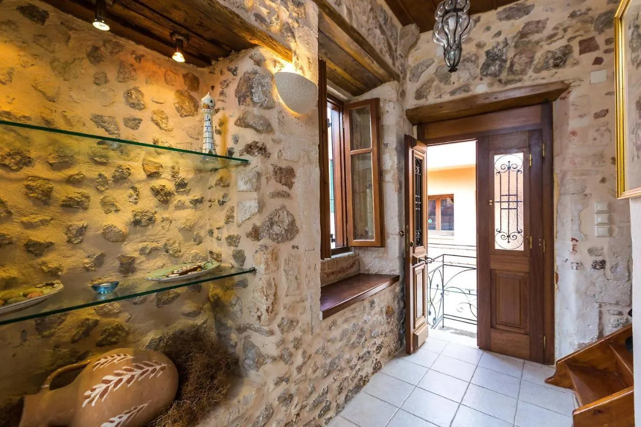 Venetian Rimondi Fountain Mansion Built In 1626 Apartment Rethymno  Rethymno (Crete)